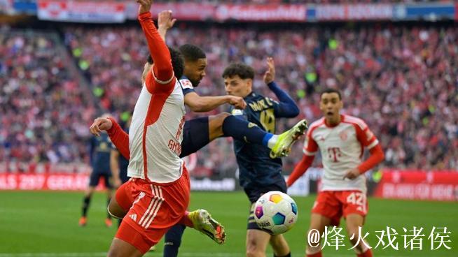 半场:拜仁1-1美因茨,格纳布里助攻卡尔破门, 半场:拜仁1-1美因茨,格纳布里助攻卡尔破门,