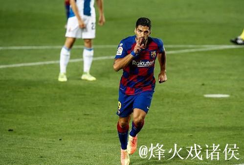 苏亚雷斯在斯坦福桥进球时，没有人与他一起庆祝